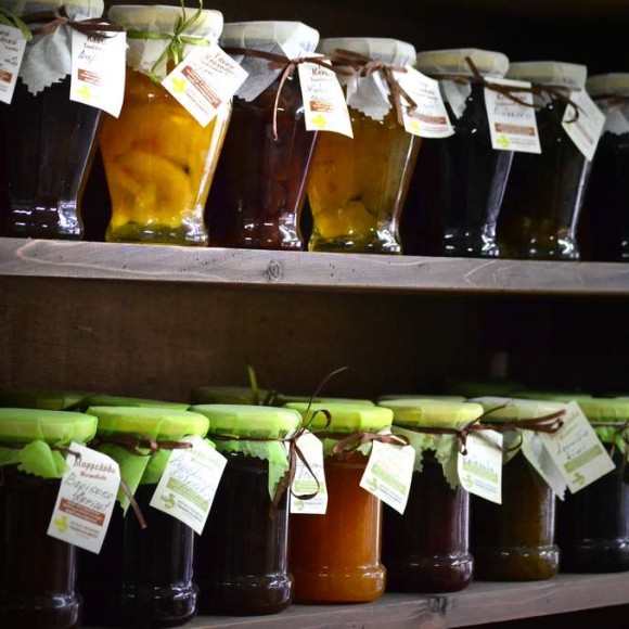 Γλυκά - Μαρμελάδες Καλαμωτού